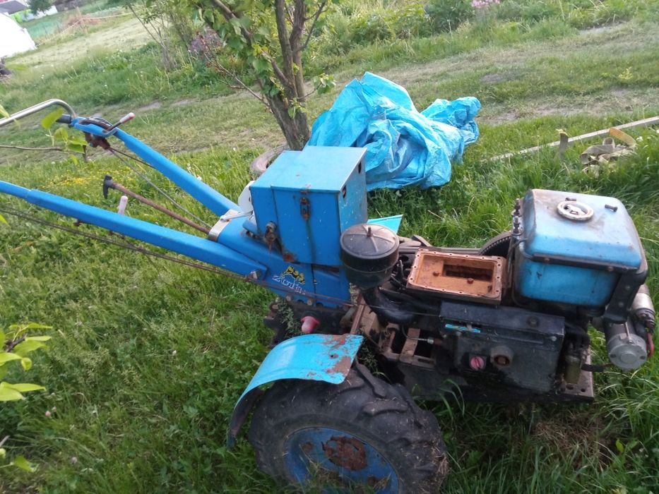 Продам мотоблок 12 кінських сил
