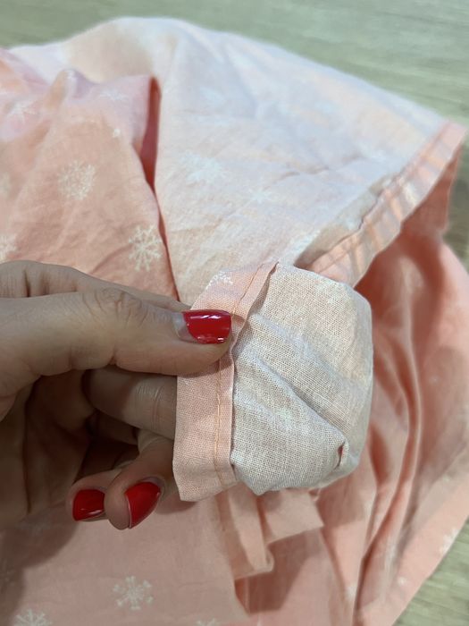 Две простыни новые 100% хлопок розовые новогодние 160*240