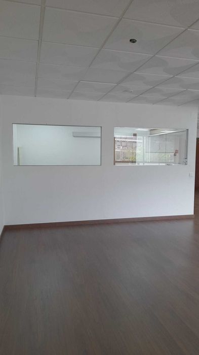 Sala para escritório, formação, serviços gerais