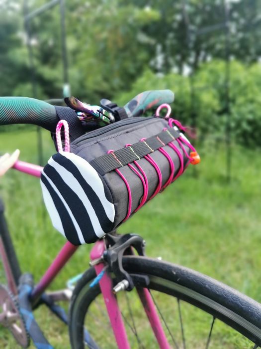 Ręcznie szyta torba/nerka rowerowa na kierownicę – na zamówienie