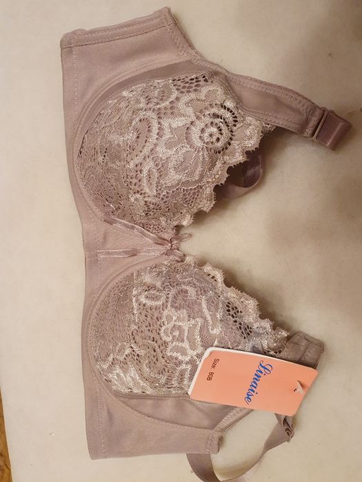 Biustonosz markowy Linaise