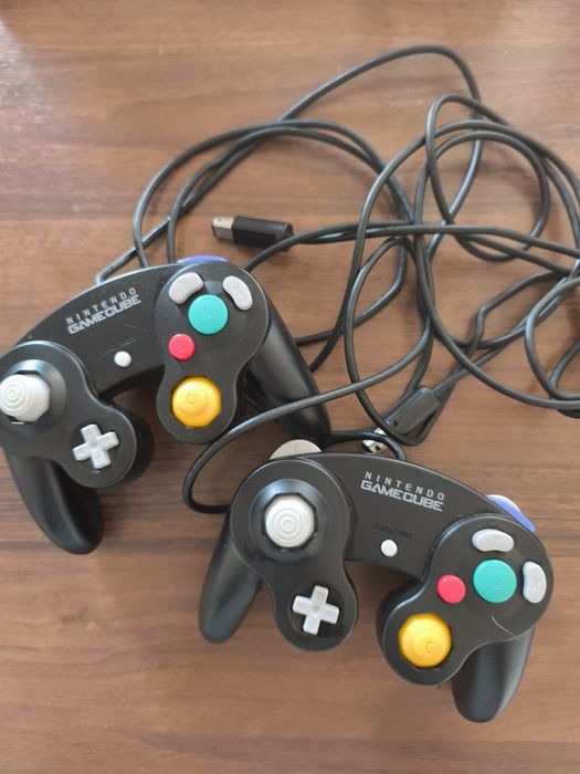 Kontrolery Nintendo Gamecube