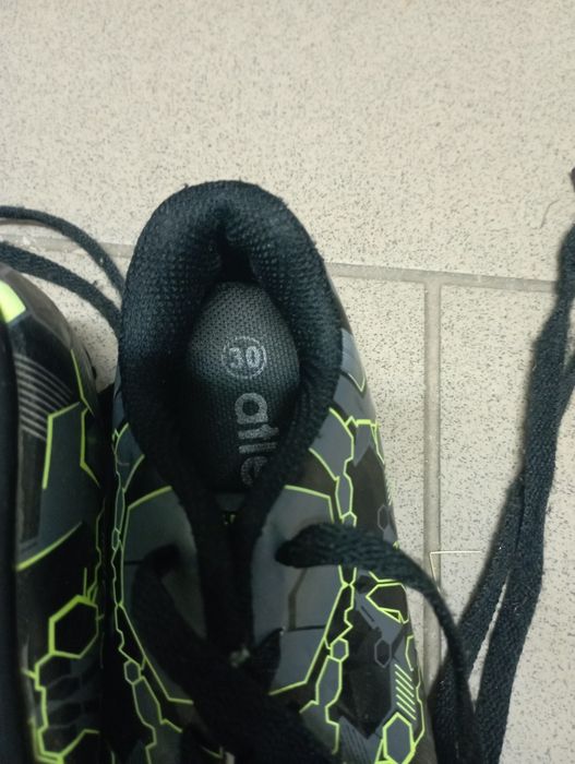 Korki buty sportowe 30