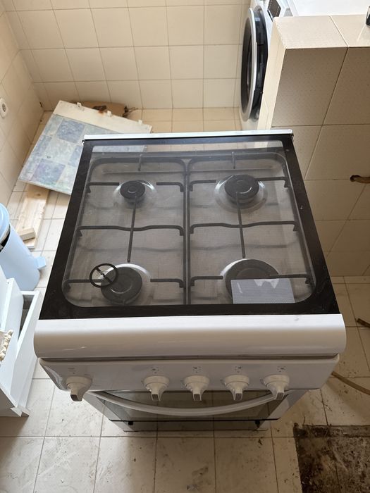 Fogão junex 4 bicos