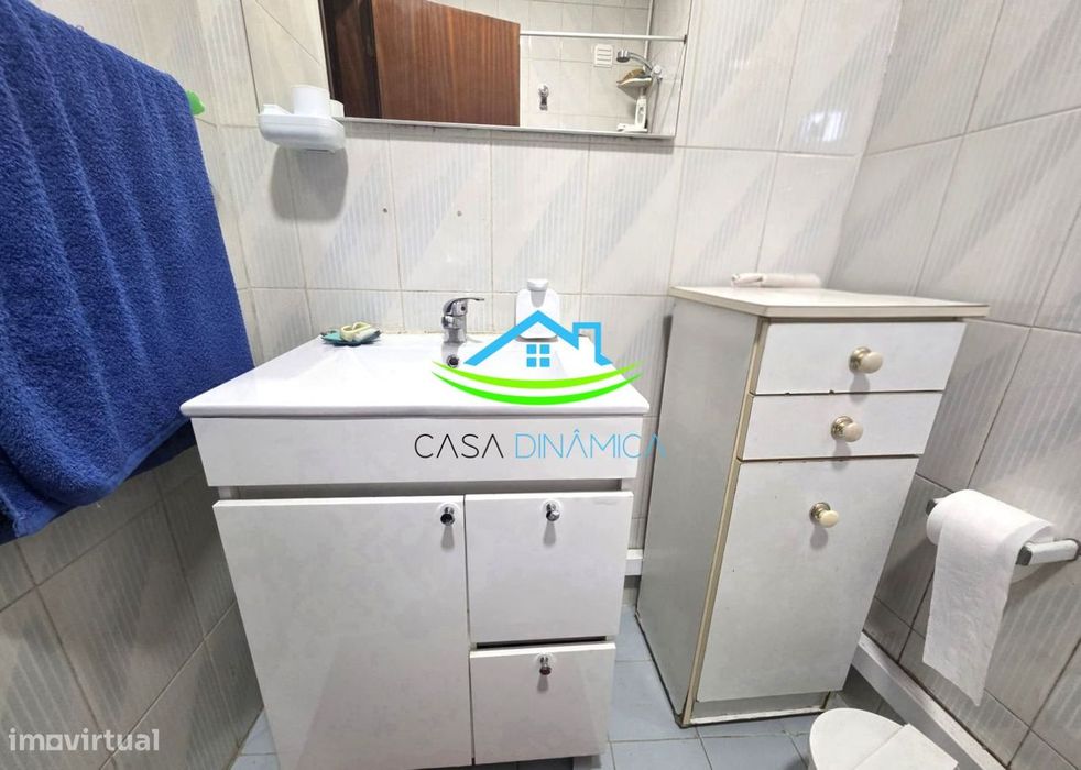 Moradia T4 com Garagem e Terraço em Tavarede