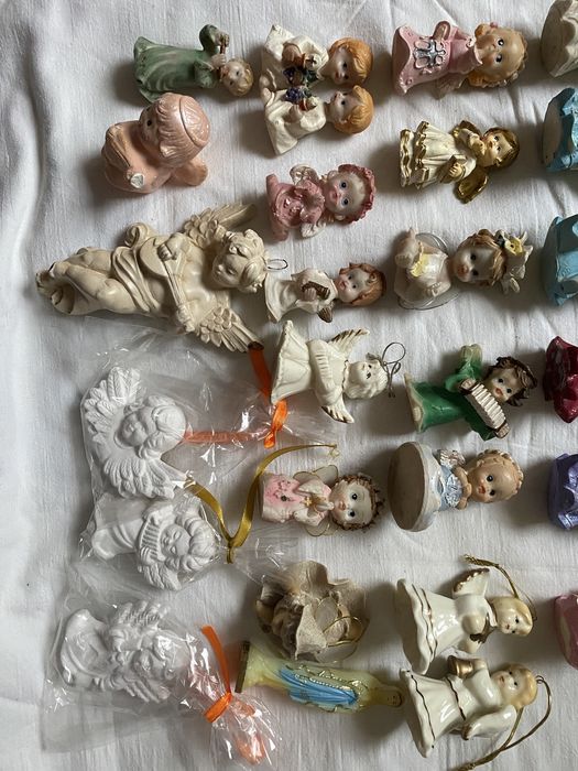 Kolekcja figurek aniołków