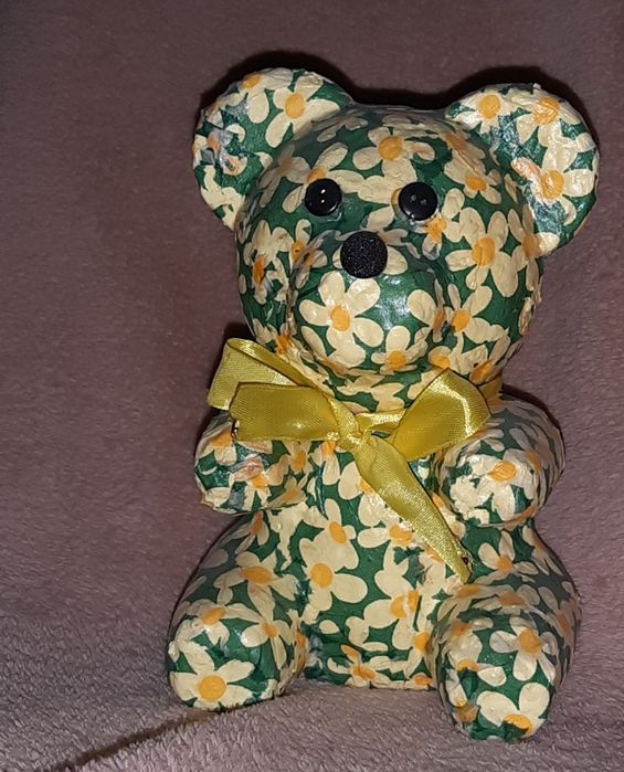 Ведмедик,пляшки, контейнер для пасти, дерев'яні рамки для фото