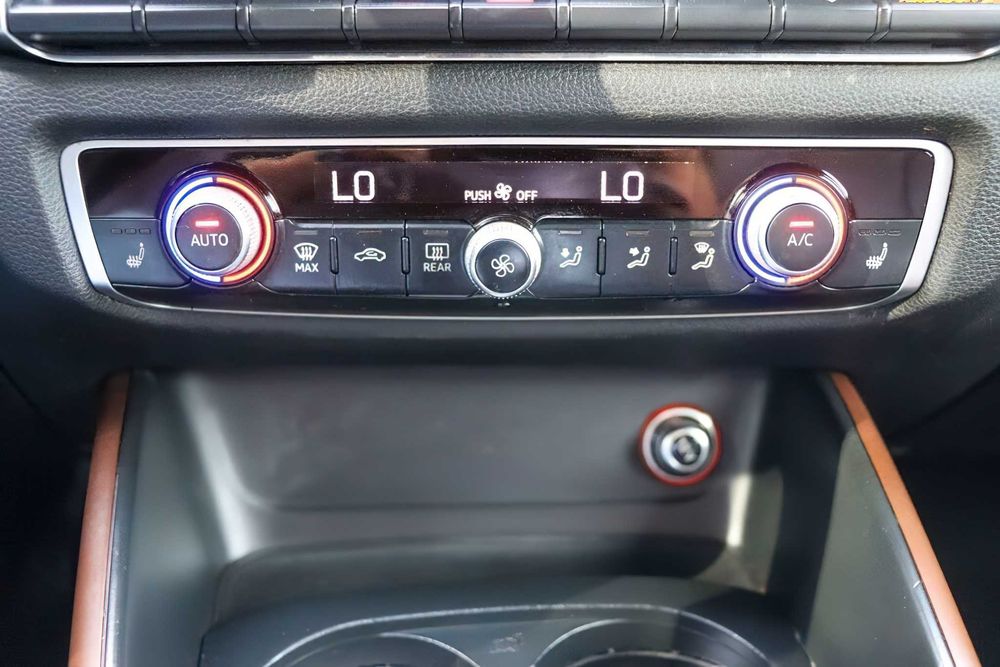 Audi A3      2015