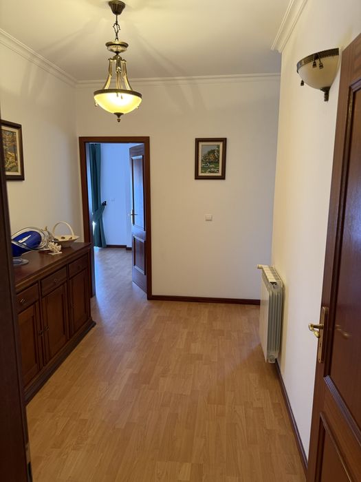 Apartamento t3 para alugar em frente a faculdade de medicina e hospital