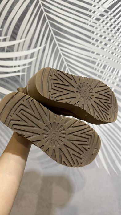 Замшеві чоботи UGG W Classic Ultra Mini Platform колір коричневий