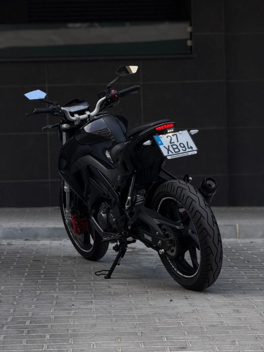 KEEWAY RKF 125 - C/ EXTRAS! Como Nova!