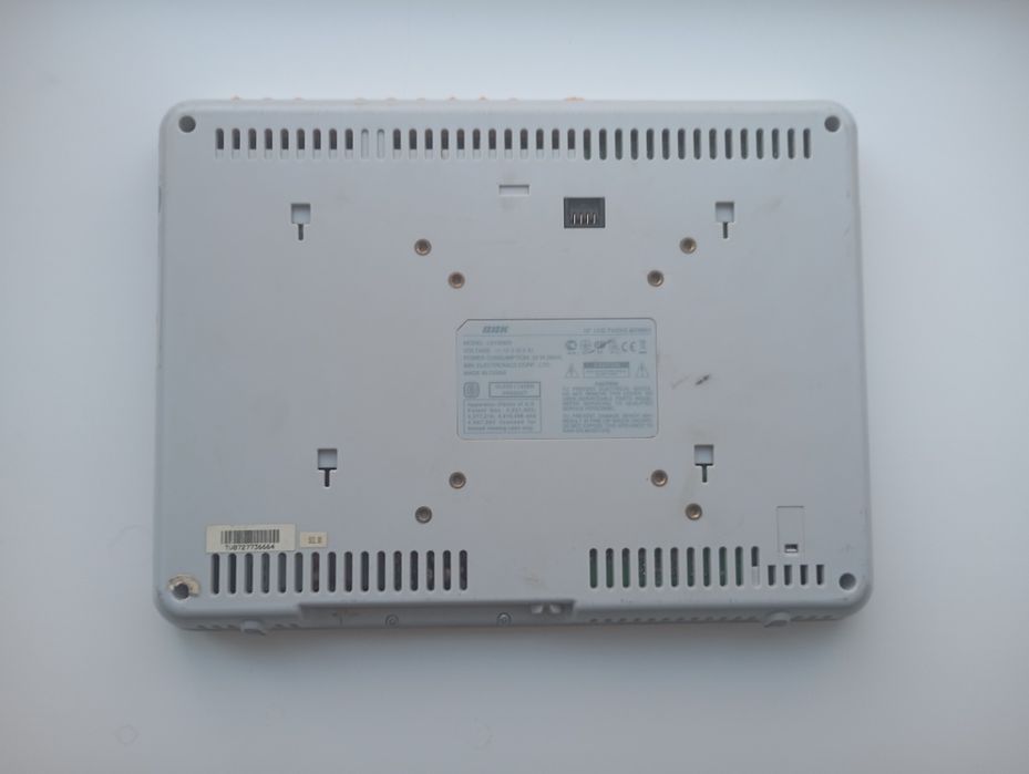 BBK LCD TV/DVD Combo 10" — не проверял, на запчасти/реставрацию, тор