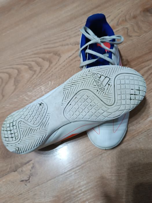 Buty Adidas halówki 38 rozm.