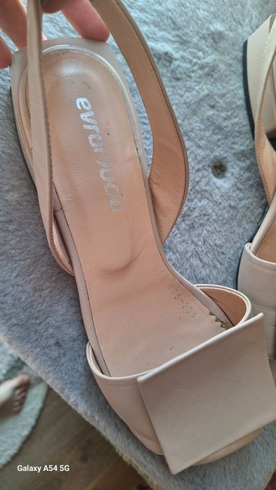 Босоножки кожа 38 р 800гр