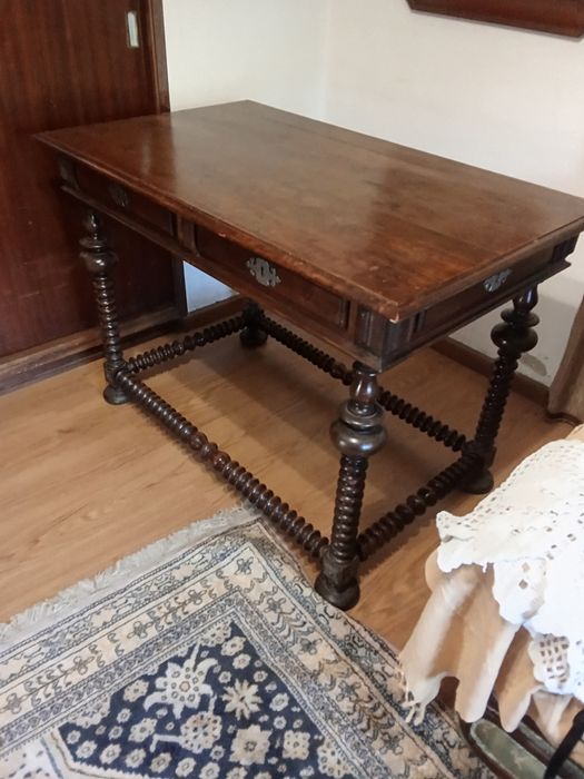 Mesa de antiguidade