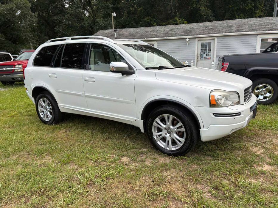 Volvo XC90 Premier Plus      2014