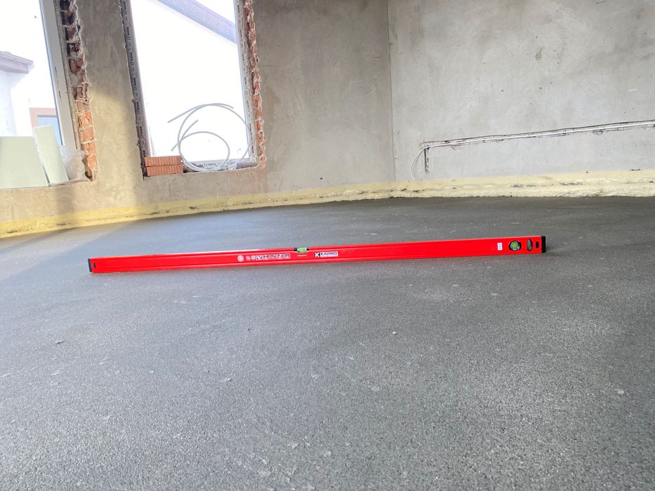 Стяжка підлоги, напівсуха стяжка