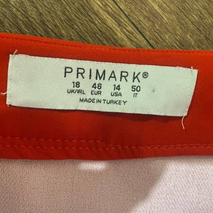 Міні-спідниця, нова