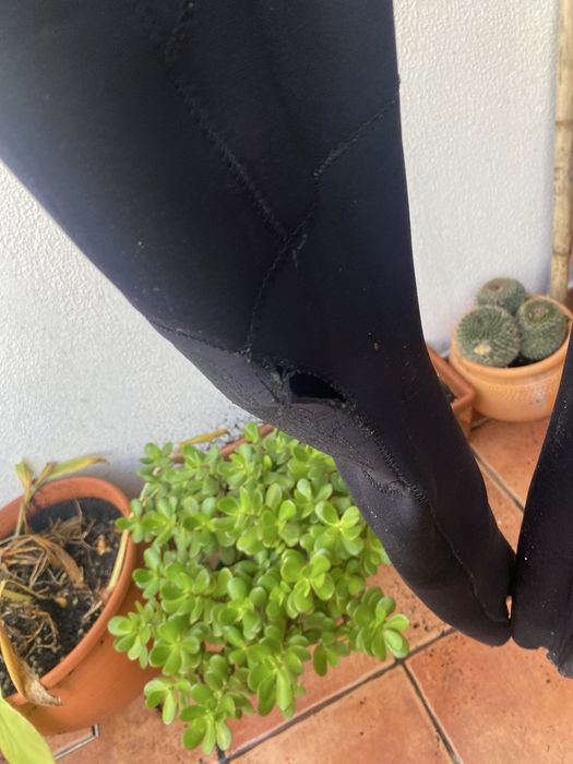 fatos de neoprene surf