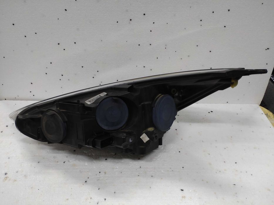 lampa prawa ford focus mk3 lift f1eb-13w029-ae rok 2014-
