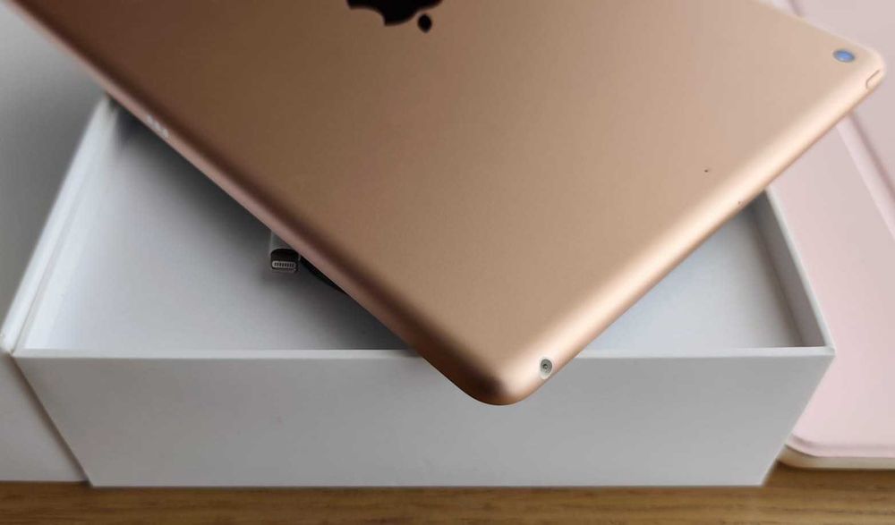 Ipad 7th gen 32Gb474138834549483524