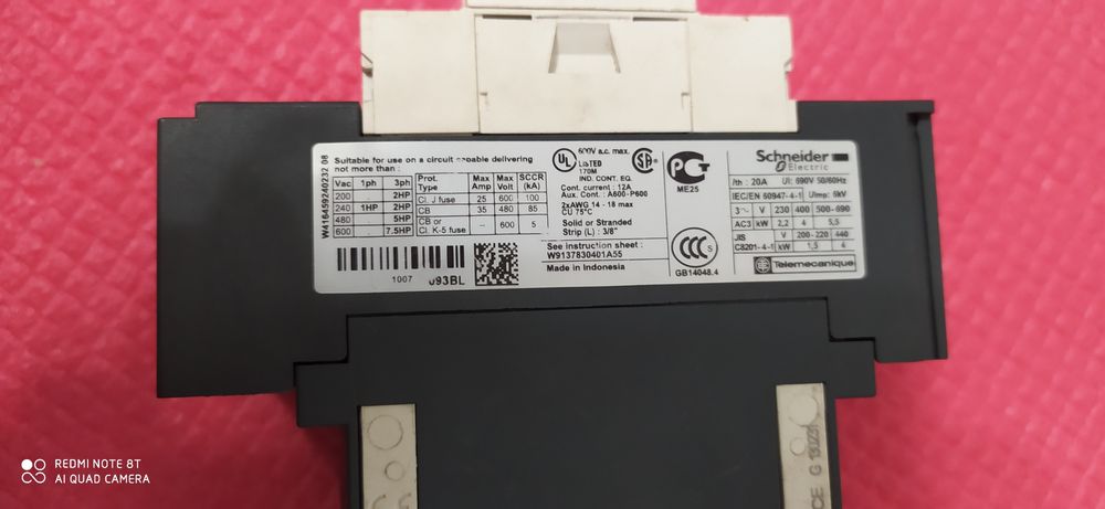 Контактор Schneider Electric LC1L093BL