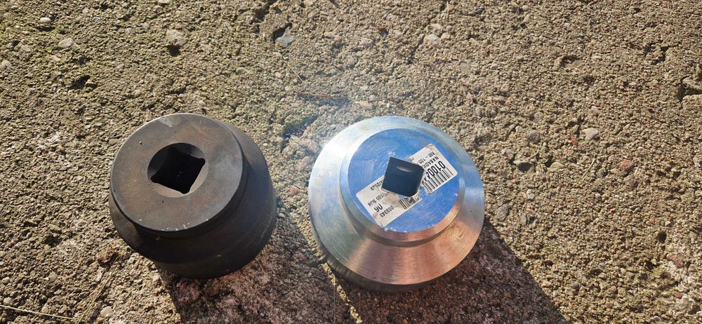 Nasadki do odkręcania piast DAF