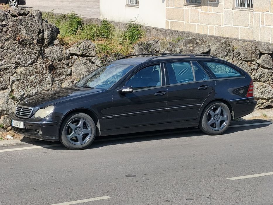 Vendo carrinha Mercedes-Benz C-220cdi 150cv AVANTGARDE 03/2001