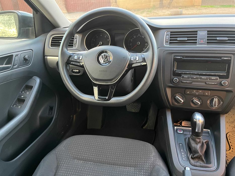 Продам VW Jetta 2015