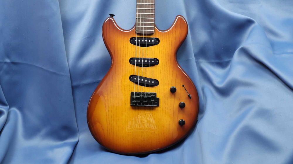 Polska gitara elektryczna Mensinger ProtoCust