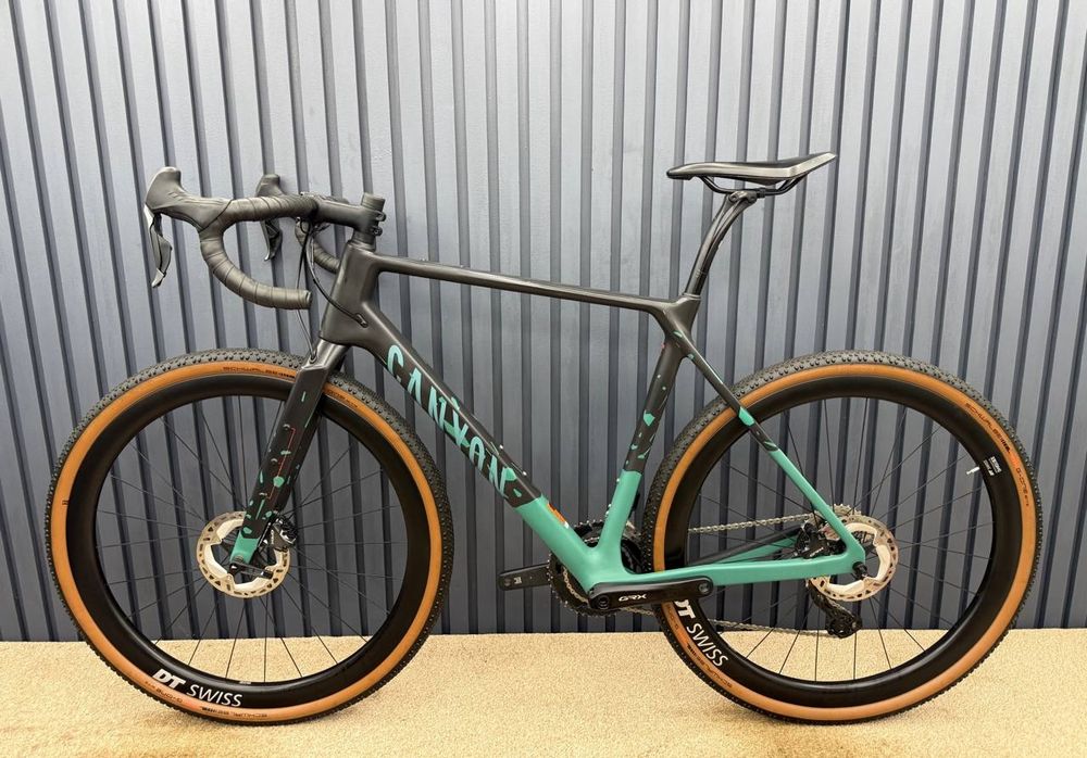 Топовий Гравійник L Canyon Grizl CF SLX Di2 2023року