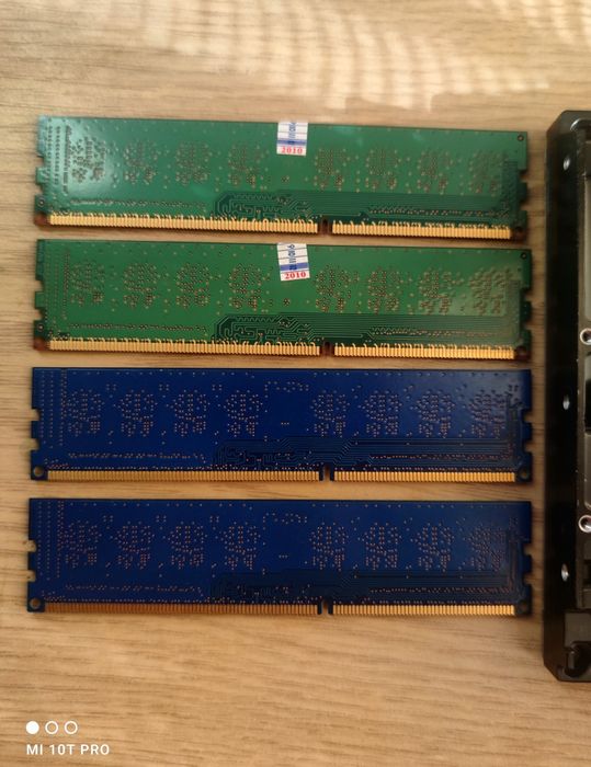 Продам ОЗУ по 1гб, ddr3