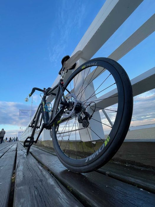 Rower Fuji Roubaix 1.1 Disc - stan idealny - nowy ponad 8 tys !