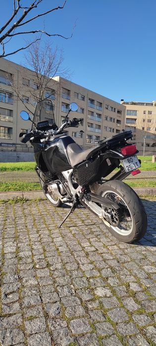 África Twin XRV 750