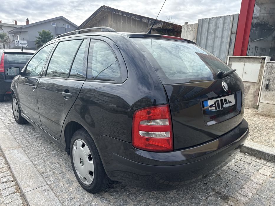 Skoda fabia  1.2 gasolina