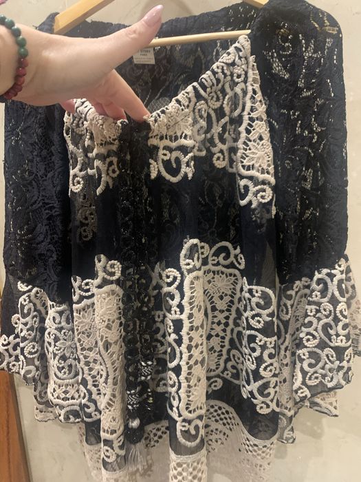 Túnica Renda preta e bege