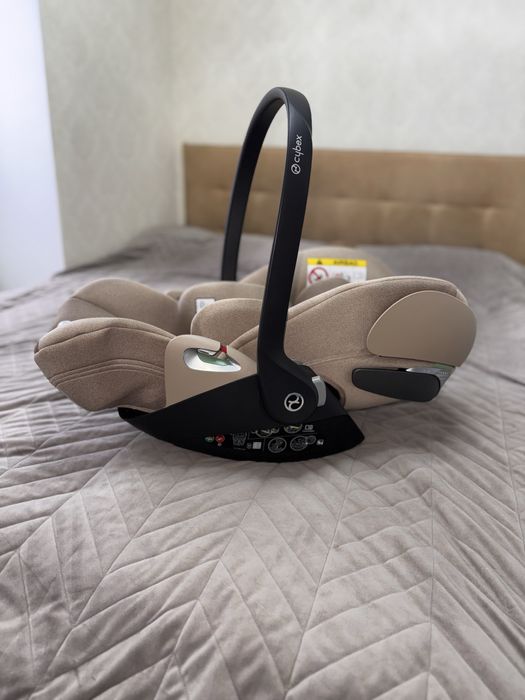 Автокрісло Cybex Cloud T i-Size plus Cozy Beige