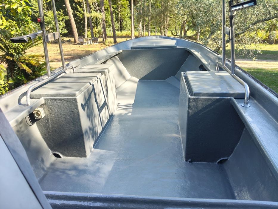 Barco de Pesca 5.91m + Motor Yamaha 25HP + Licença Profissional Rio Minho