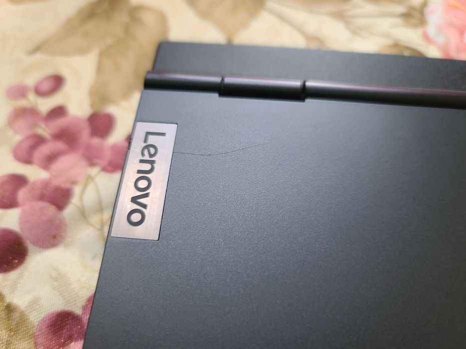 Legion 5 120hz / i7-10750h / gtx1660ti / 16gb ddr4 / 512gb ssd