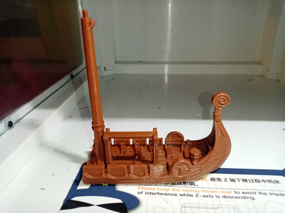 Дракар вікінгів моделька