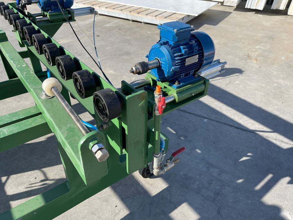 MARMORES . Maquina para furar pedra para fachada  ventilada