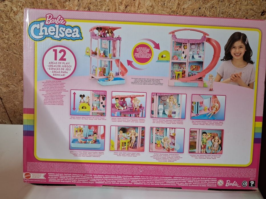 Casa Barbie -  Casa Da Chelsea com piscina
Em bom estado 
Com caixa or
