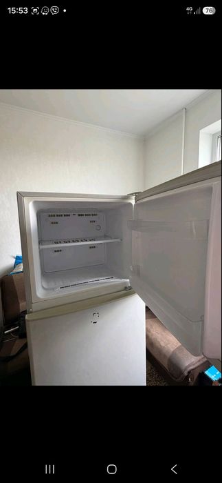 Продам Холодильник Самсунг