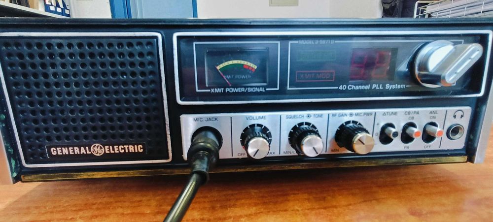 Radio CB GE 3-5871-B