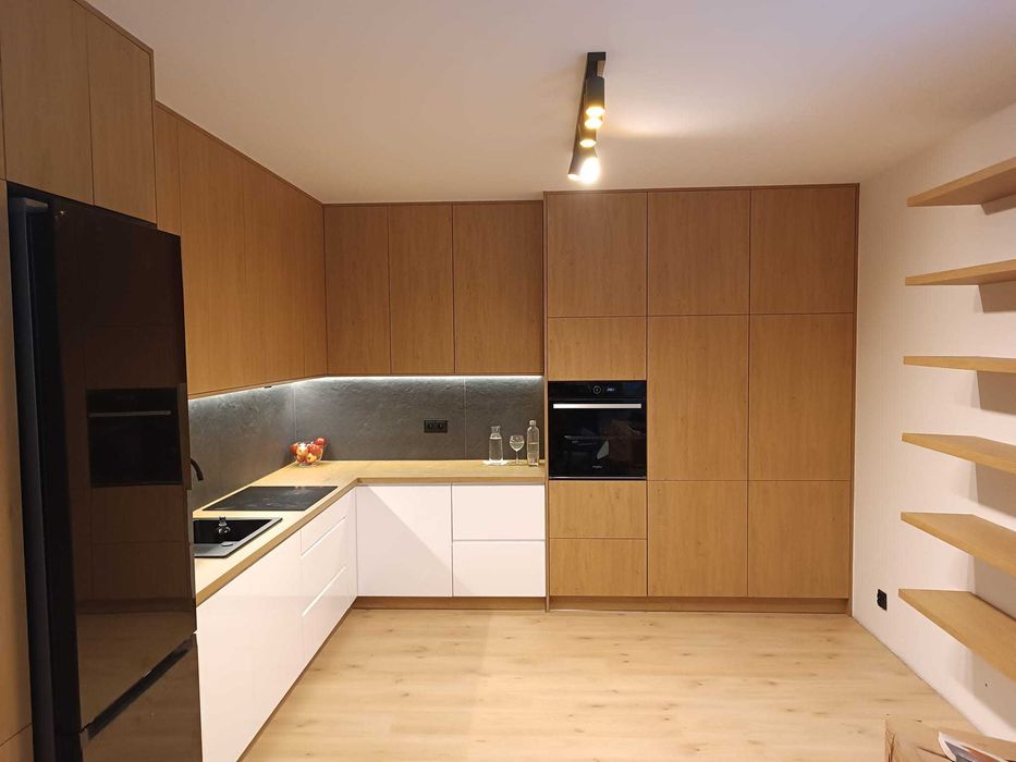 Meble na wymiar... Kuchnie, szafy...