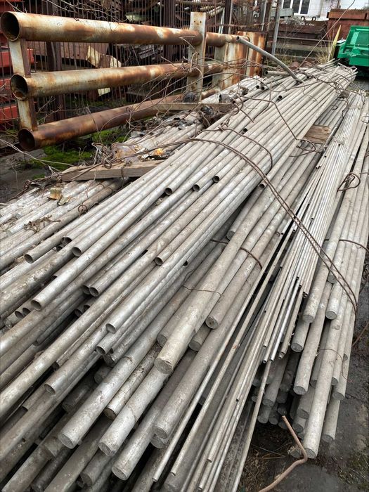 Труба нержавіюча