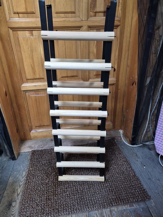 Stojak na wino 8 półek