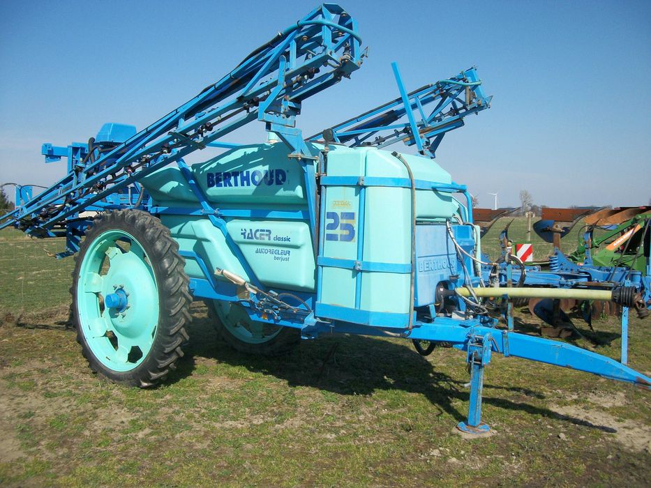Opryskiwacz Hardi COMANDER 3200