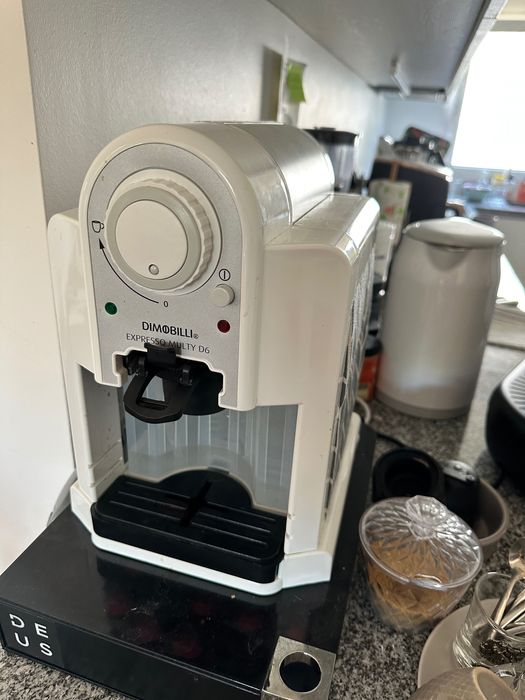 Maquina Cafe Expresso Dimobilli D6 BR Usada - Metade do Preco [USADO]