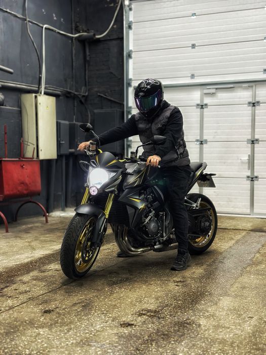 Honda CB 1000R.